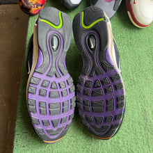Load image into Gallery viewer, Nike Air Max 97 Size 14
