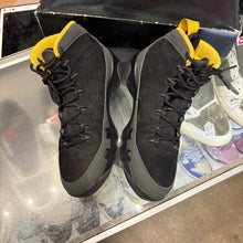 Load image into Gallery viewer, Jordan Charcoal Gold 9s Size 9
