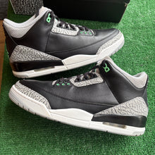 Load image into Gallery viewer, Jordan Green Glow 3s Size 12
