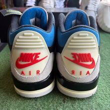 Load image into Gallery viewer, Jordan Rare Air 3s Size 11
