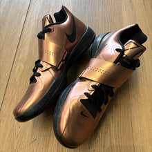 Load image into Gallery viewer, Nike Christmas KD 4s Size 13
