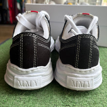 Load image into Gallery viewer, Maison Mihara Yasuhiro Hank OG Sole Canvas Lows Size 40
