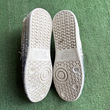 Load image into Gallery viewer, Maison Margiela Gaits Size 41
