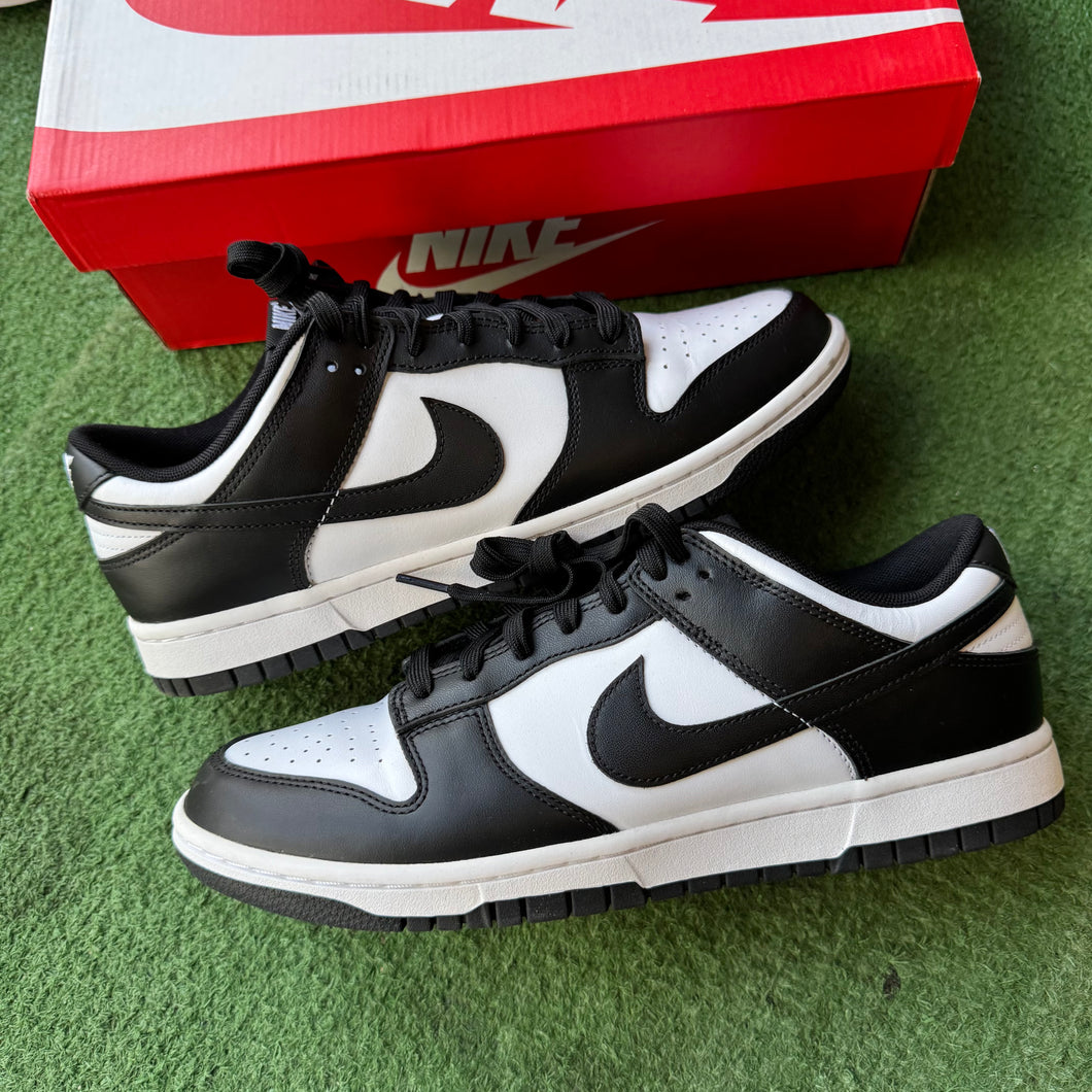 Nike Panda Low Dunks Size 9.5