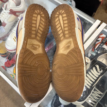 Load image into Gallery viewer, Nike Setsubun Low Dunks Size 10.5
