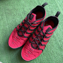 Load image into Gallery viewer, Nike Vapormax Plus Size 11
