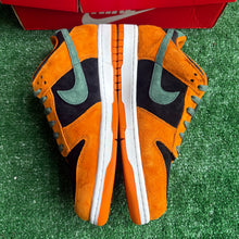 Load image into Gallery viewer, Nike Ceramic Low Dunks Size 8.5
