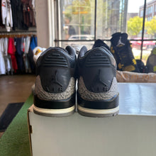 Load image into Gallery viewer, Jordan Off Noir 3s Size 10W/8.5M
