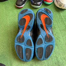 Load image into Gallery viewer, Nike Knicks Foamposites Size 10
