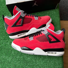 Load image into Gallery viewer, Jordan Toro 4s Size 12
