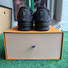 Load image into Gallery viewer, Louis Vuitton Trainers Size 7UK
