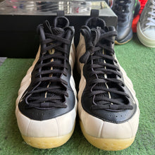 Load image into Gallery viewer, Nike Light Orewoood Brown Foamposites Size 12

