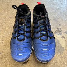 Load image into Gallery viewer, Nike Vapormax Plus Size 11
