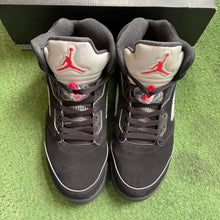 Load image into Gallery viewer, Jordan Reimagined Metallic 5s Size 10.5
