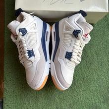 Load image into Gallery viewer, Jordan SB Navy 4s Size 7.5
