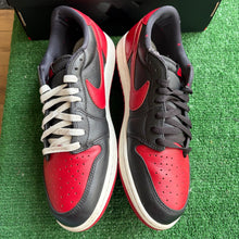 Load image into Gallery viewer, Jordan Banned Low 1s Size 13
