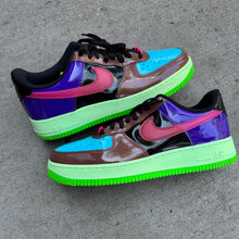 Load image into Gallery viewer, Nike UNDFTD Air Force 1s Size 11
