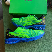 Load image into Gallery viewer, ASICS Field Trip Fern Green Gel Kayano 14s Size 11
