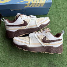Load image into Gallery viewer, Nike Travis Scott Field Jaxx Size 11.5
