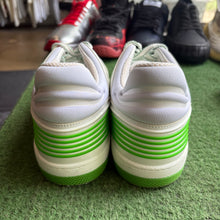Load image into Gallery viewer, Gucci Basket Lows Size 9.5UK
