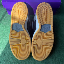 Load image into Gallery viewer, GG Flash Treks Size 39UK
