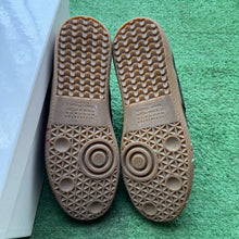 Load image into Gallery viewer, Maison Margiela Replicas Size 40
