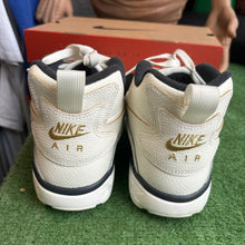 Load image into Gallery viewer, Nike Must Be The Money Air Diamond Turfs Size 8.5
