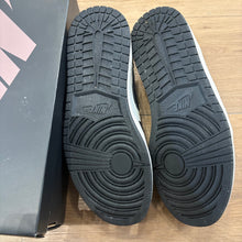 Load image into Gallery viewer, Jordan Mocha Low 1s Size 8.5

