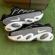 Load image into Gallery viewer, Nike NOCTA Glide Size 11
