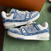 Load image into Gallery viewer, Louis Vuitton Trainers Size 9.5UK
