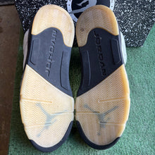 Load image into Gallery viewer, Jordan Reverse Metallic 5s Size 14
