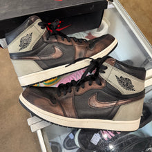 Load image into Gallery viewer, Jordan Patina 1s Size 10.5

