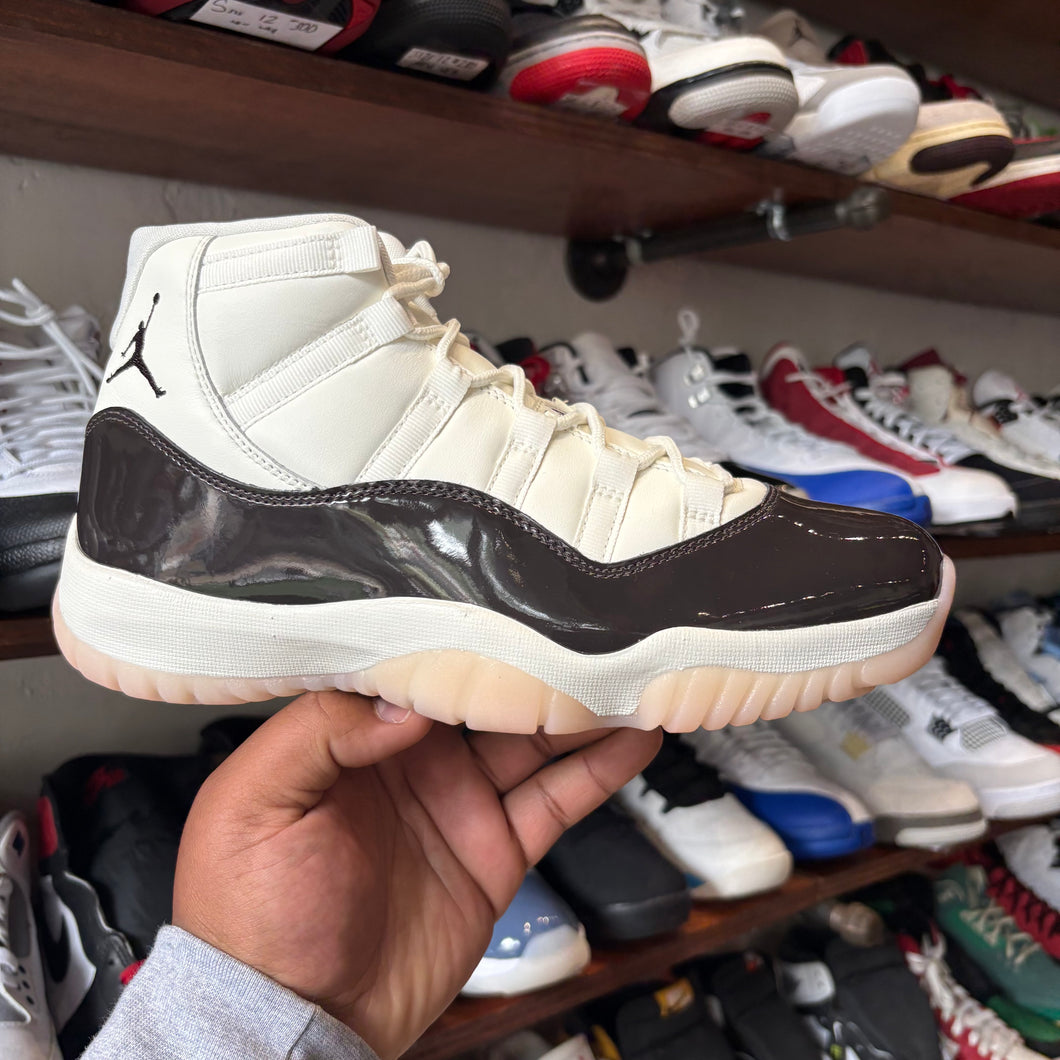 Jordan Neapolitan 11s Size 10W/8.5M