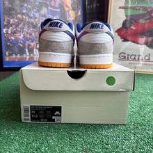 Load image into Gallery viewer, Nike SB Rayssa Leal Low Dunks Size 10
