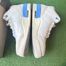 Load image into Gallery viewer, Jordan Lucky Shorts 3s Size 11
