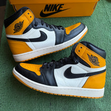 Load image into Gallery viewer, Jordan Taxi 1s Size 10
