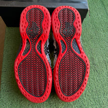 Load image into Gallery viewer, Nike Albino Snakeskin Foamposites Size 10.5
