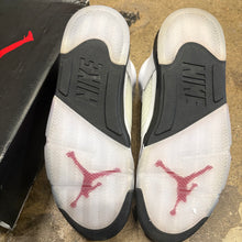 Load image into Gallery viewer, Jordan Fire Red 5s Size 10.5
