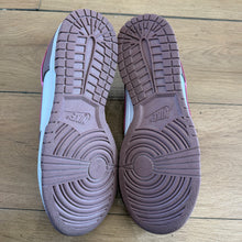 Load image into Gallery viewer, Nike Smokey Mauve Low Dunks Size 10W/8.5M
