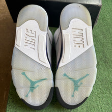 Load image into Gallery viewer, Jordan Grape 5s Size 10.5

