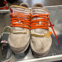 Load image into Gallery viewer, Nike Off White Prestos Size 11
