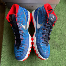 Load image into Gallery viewer, Nike Kyrie Independence Day 1s Size 13
