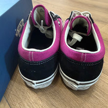 Load image into Gallery viewer, Vans Pink Pearlized Old Skool 36s Size 11
