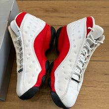 Load image into Gallery viewer, Jordan Chicago 13s Size 10
