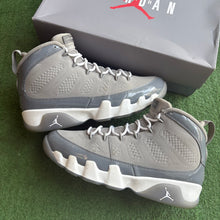Load image into Gallery viewer, Jordan Cool Grey 9s Size 9.5
