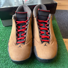 Load image into Gallery viewer, Jordan Winterized 14s Size 11
