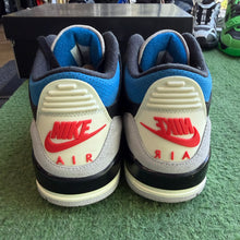 Load image into Gallery viewer, Jordan Rare Air 3s Size 8.5
