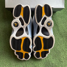 Load image into Gallery viewer, Jordan Blue Grey 13s Size 10.5
