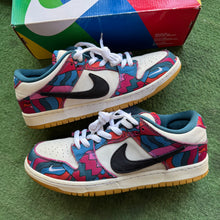 Load image into Gallery viewer, Nike SB Parra Abstract Art Low Dunks Size 12
