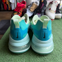 Load image into Gallery viewer, Nike React Air Max 270s Size 14
